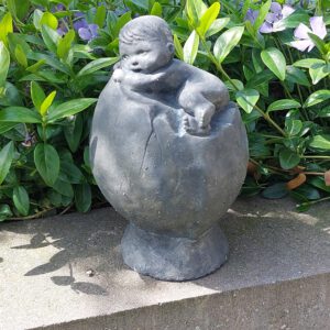 Baby uit ei