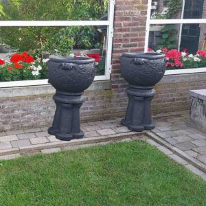 Bloempot rond met sokkel model 1 - set van 2