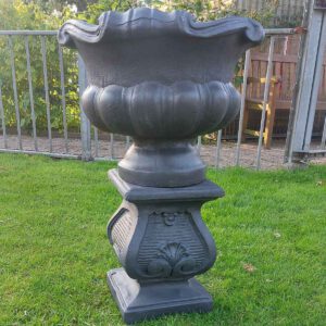 Sokkel model 3 met Bloempot